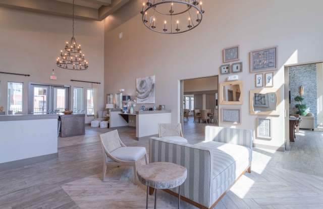 Century Palm Bluff Gallery 4