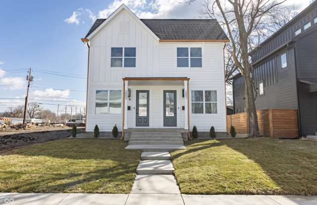 2053 Columbia Avenue photos photos