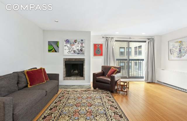 7 East 35th Street Gallery 4