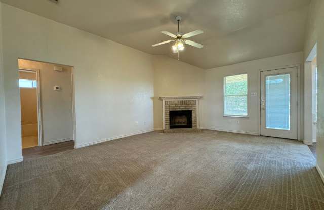 3 bed 2 bath house for rent in Killeen Gallery 4