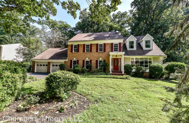 7216 Hyde Rd - 7216 Hyde Road, Pimmit Hills, VA 22043