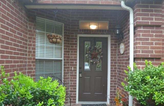 2404 Sheldon Drive Gallery 3
