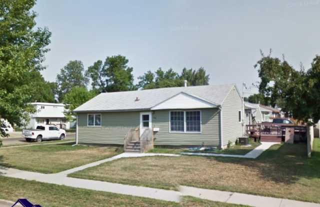 1918 2nd Ave NW photos photos