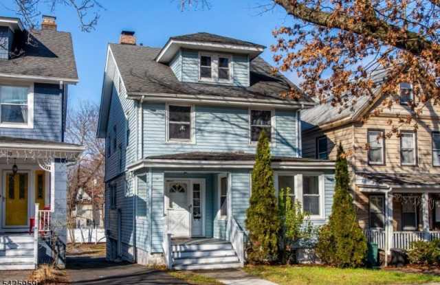 51 Riggs Pl photos photos