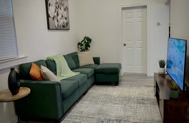 2820 Harrison St photos photos