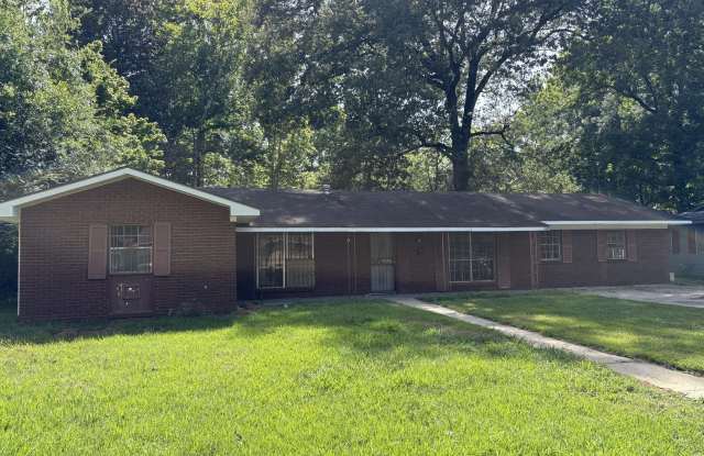 1241 Wooddell Drive Gallery 2