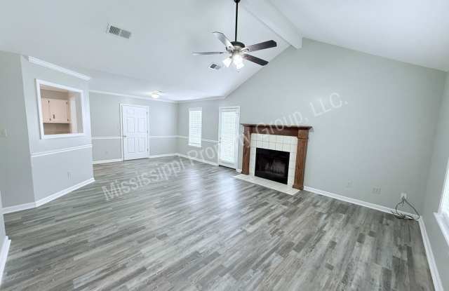 3BR/2BA Home Gallery 3
