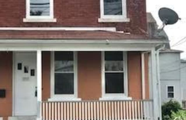 297 Hanover Street - 297 Hanover Street, Bridgeport, CT 06605