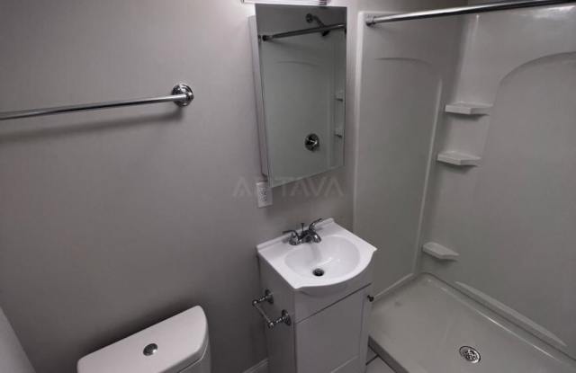 20 Newbern Ave. photos photos