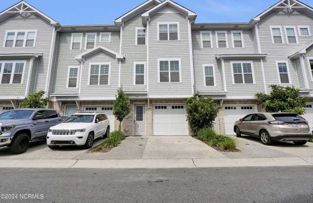 1808 Bungalow Row photos photos