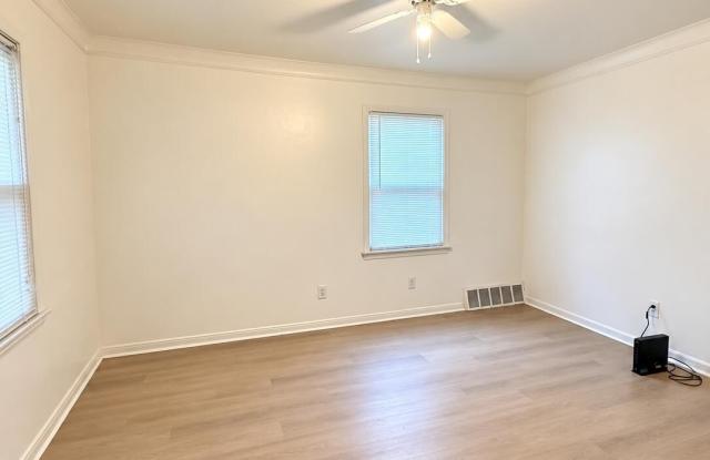 1819 Richmond Avenue Gallery 3