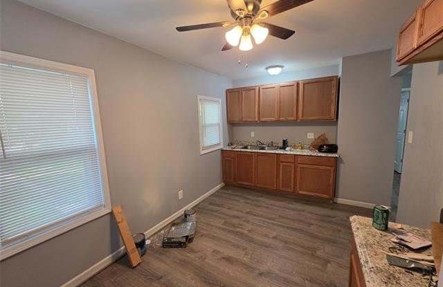 16898 Lilac Street Gallery 3