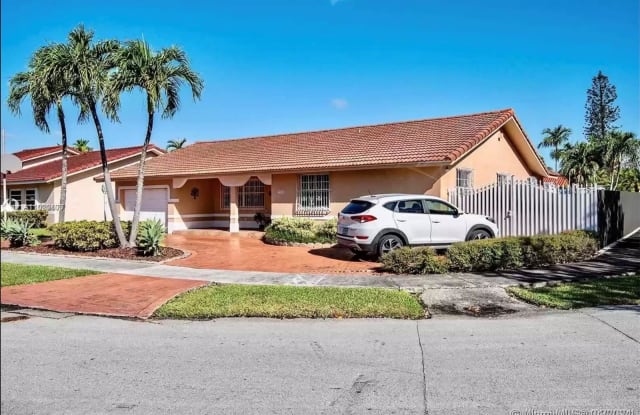 9901 SW 26th St - 9901 SW 26th St, University Park, FL 33165