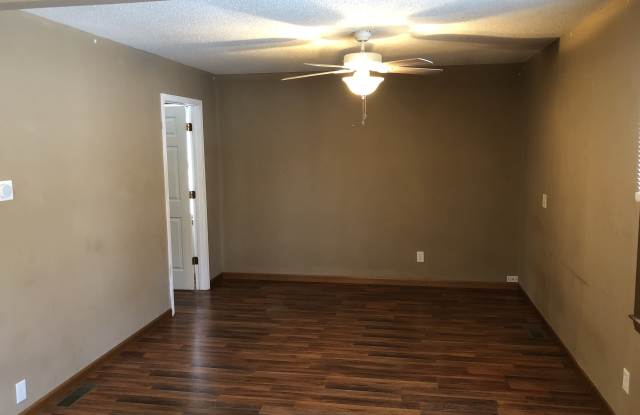 5936 Blue Ridge Cut Off Gallery 3