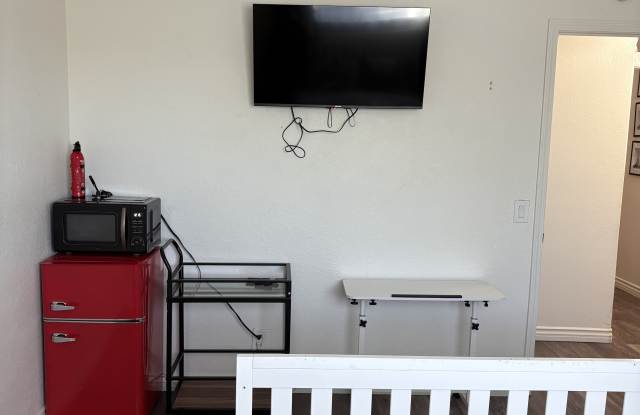 2944 Casamia Avenue Gallery 2