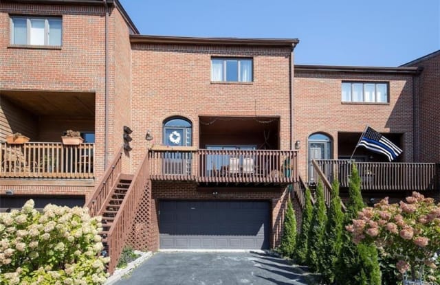 363 Lakefront Boulevard - 363 Lakefront Boulevard, Buffalo, NY 14202