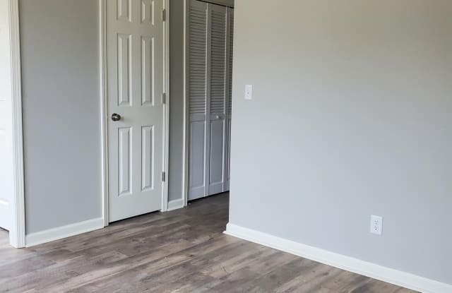 128 Southeast 235th Road - 2 Gallery 4