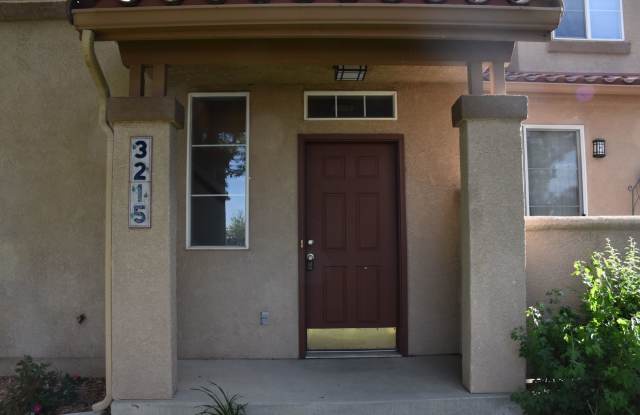 Gorgeous 2bd 2ba Condo in Southwest Colorado Springs! photos photos