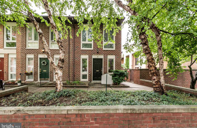 17 W HILL STREET - 17 West Hill Street, Baltimore, MD 21230