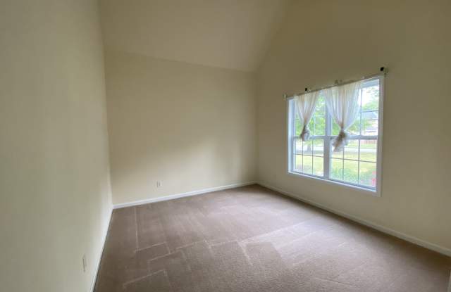 30 Braemore Ct Gallery 3