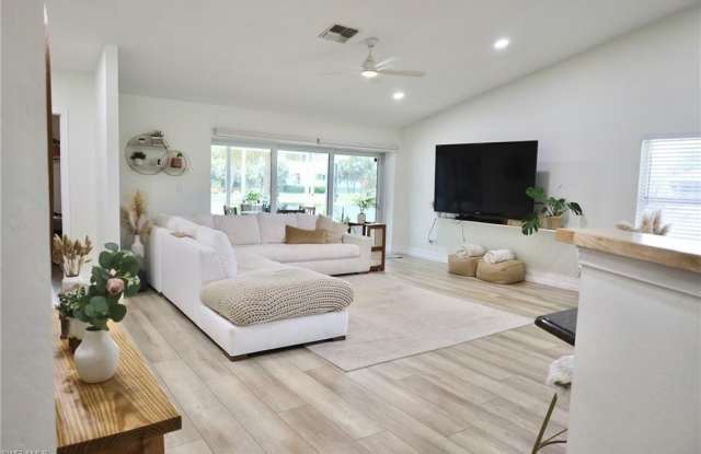 6123 Montego Bay Loop lot: 6 photos photos