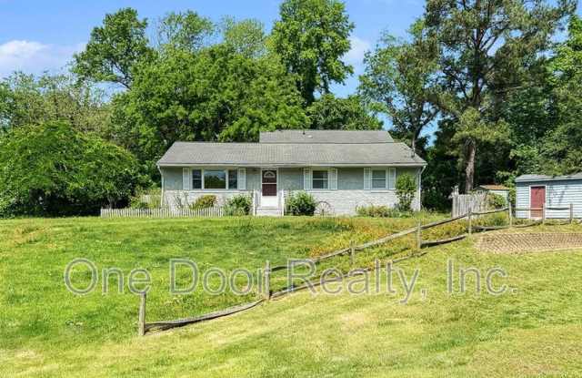 117 B Winston Drive - 117 Winston Drive, James City County, VA 23185