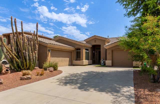 3 Bedroom with Den in Chandler - 4667 East County Down Drive, Chandler, AZ 85249