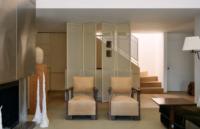 950 North Kings Road - 950 North Kings Road, West Hollywood, CA 90069