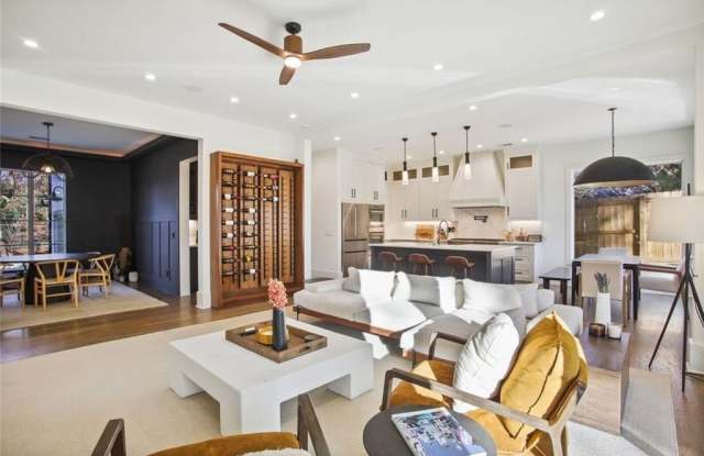 3041 Parkridge Drive NE Gallery 4