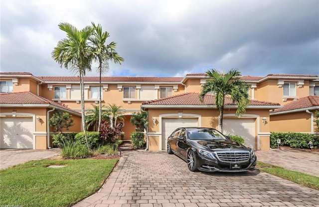 9954 Chiana CIR - 9954 Chiana Circle, Fort Myers, FL 33905