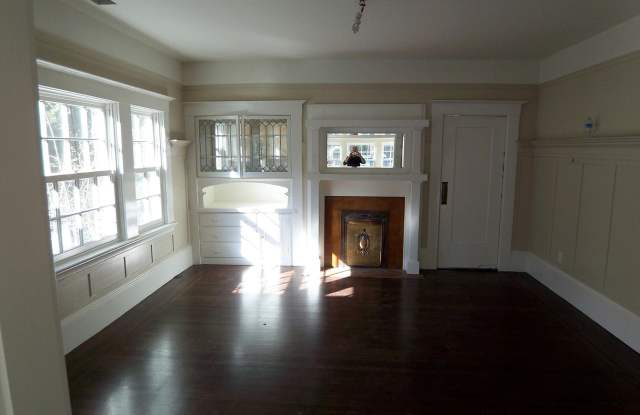 2191 41st Avenue Gallery 3