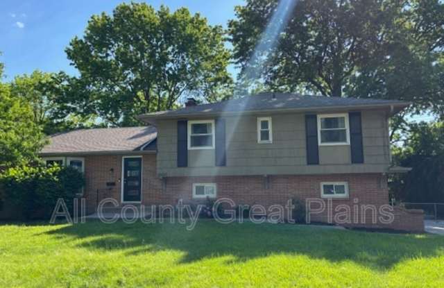 10439 Balitmore Ave photos photos