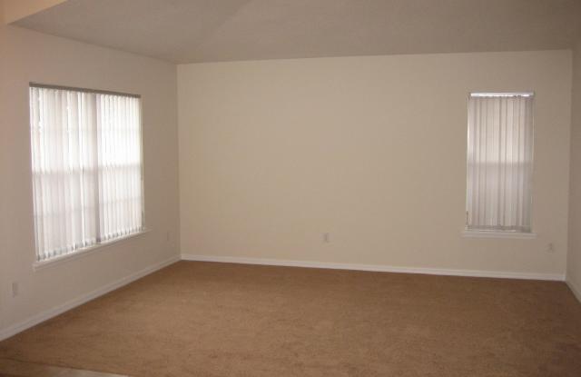 1616 SADDLEBROOK LN Gallery 3