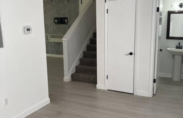 4455 Rayfield Drive photos photos