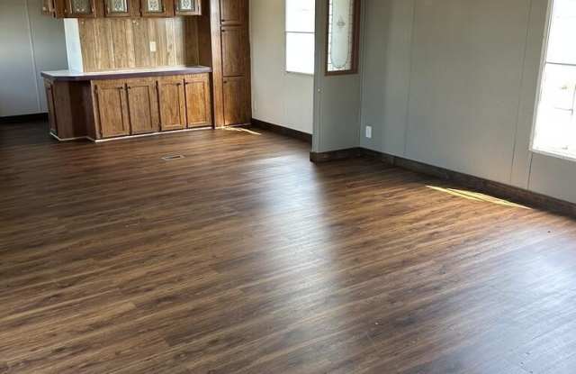 213 Brandon Circle Gallery 2