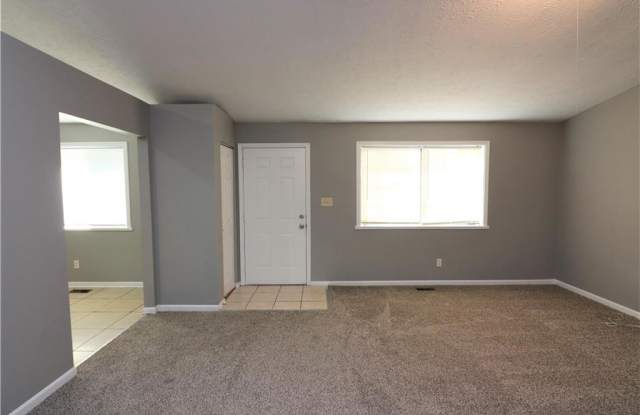 3827 Ireland Drive Gallery 4