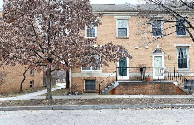 1110 S KENWOOD AVENUE photos photos