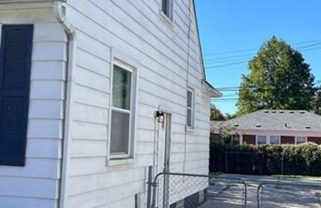 21755 VIRGINIA Avenue Gallery 4