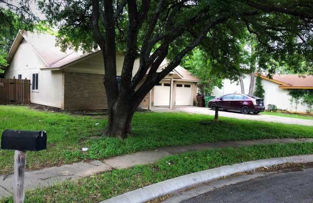 1603 Mills Meadow Drive Gallery 2