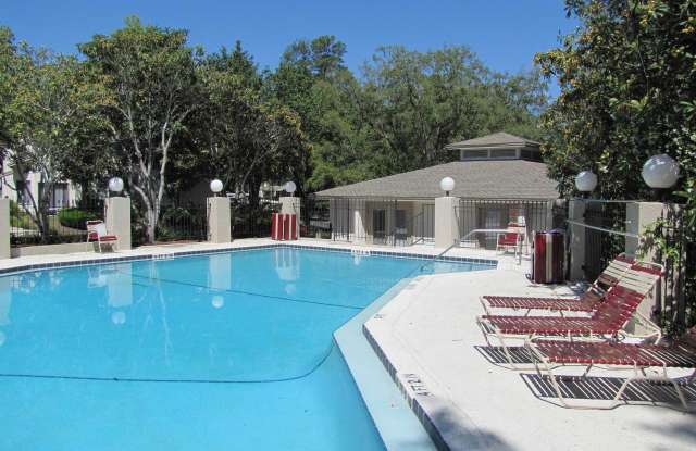 Laurel Grove Apartments Gallery 2