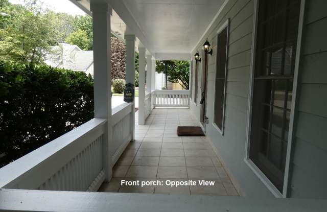 4590 Hampton Square Dr Gallery 4