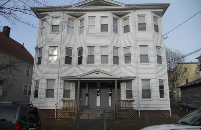 116 Rennell St  3rd floor - 116 Rennell Street, Bridgeport, CT 06604