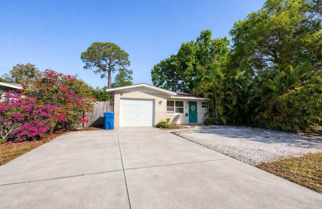 3975 PORPOISE DRIVE SE photos photos