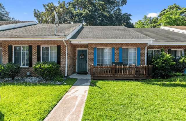 517 Lanier Crescent photos photos