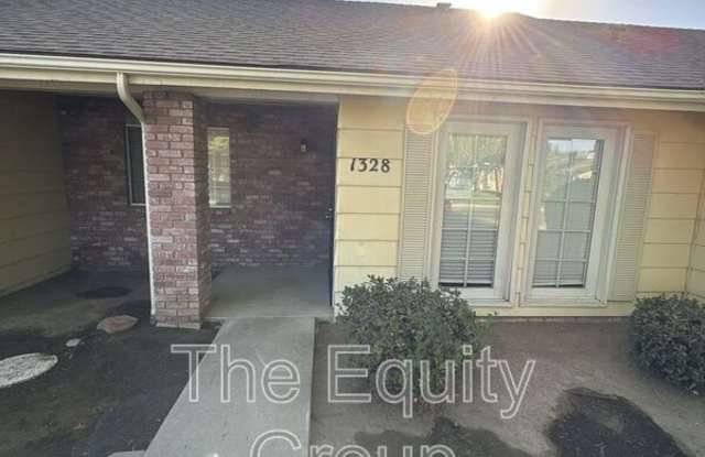 1328 South Rossmoor Gallery 2