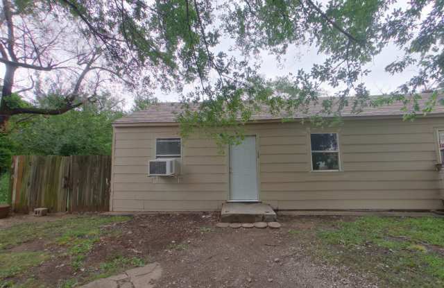 2438 S Holyoke - 2438 South Holyoke Street, Wichita, KS 67210