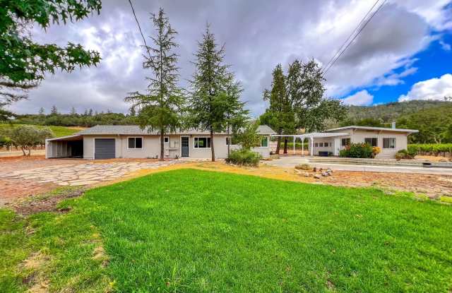 Vineyard Retreat on Conn Valley Road – Minutes from Downtown St. Helena photos photos