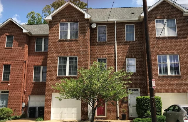 4423 MACARTHUR BLVD NW - 4423 Macarthur Boulevard Northwest, Washington, DC 20007