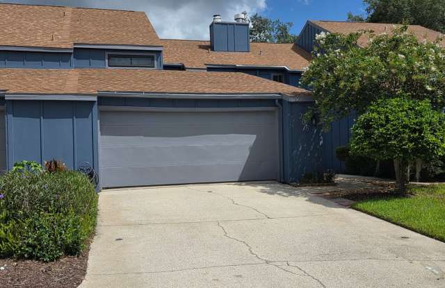 Spacious Townhome in The Trails Gallery 1
