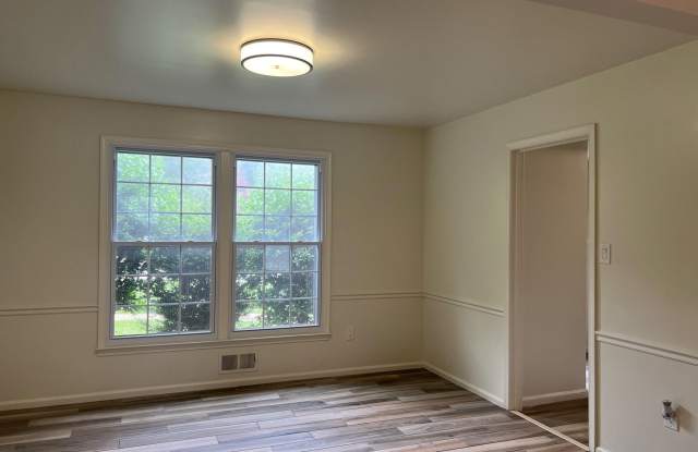 13205 EWOOD LANE Gallery 4